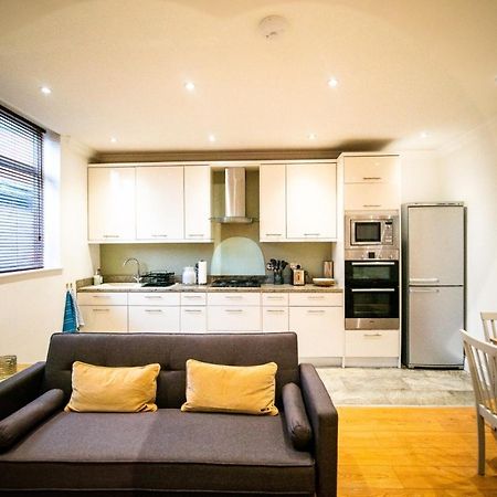Stay With Serena Homes , One Bedroom Apartment Purley Exteriér fotografie