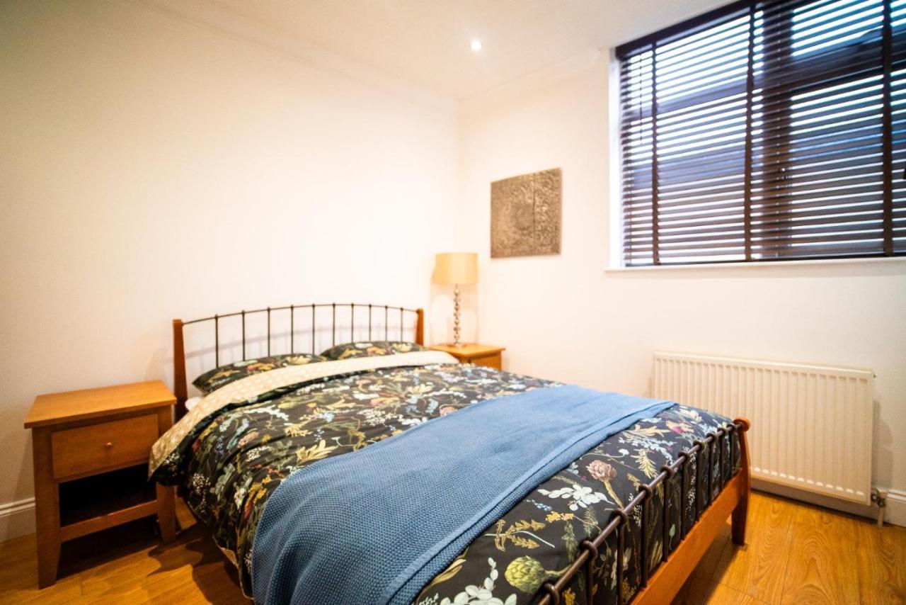 Stay With Serena Homes , One Bedroom Apartment Purley Exteriér fotografie